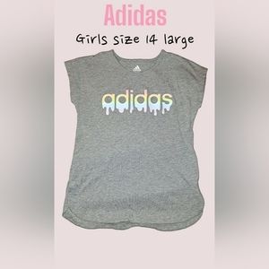 👽Adidas girls size 14 shirt NWOT